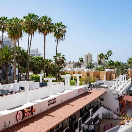 In Vina Del Mar - Playa De Americas