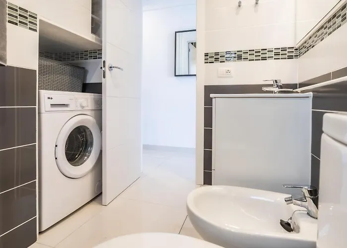 In Vina Del Mar - Playa De Americas *