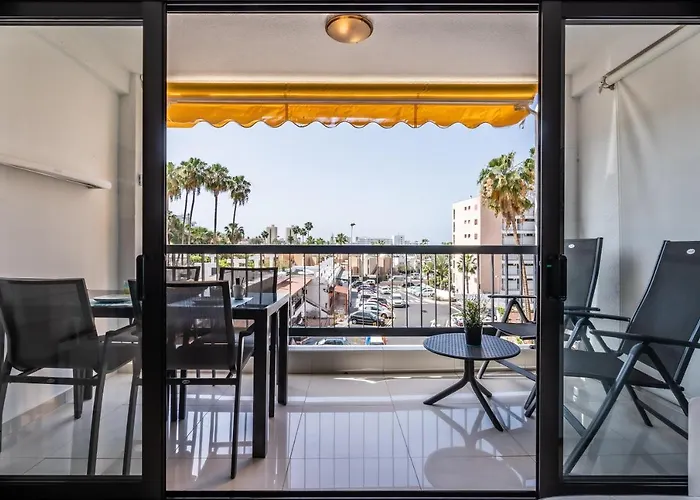 In Vina Del Mar - Playa De Americas *